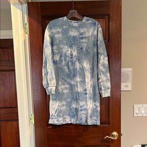 Old Navy Blue Tie-Dye Tunic